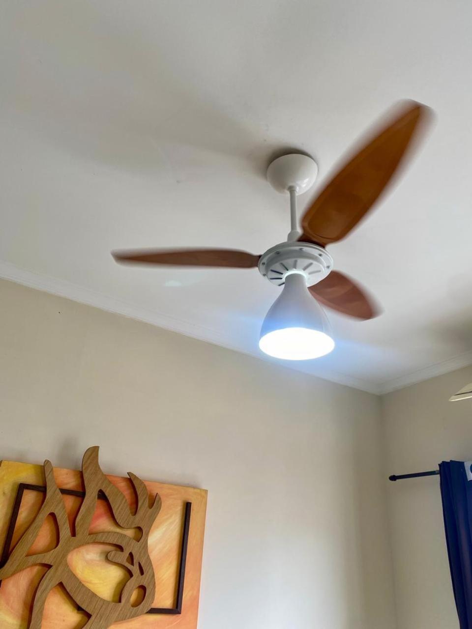 Apto A 50M Da Praia, Com Ar Condicionado, Wifi , Portaria 24H Praia Grande  Bagian luar foto